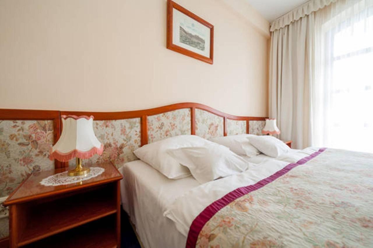 Hotel Bobbio Budapest Luaran gambar