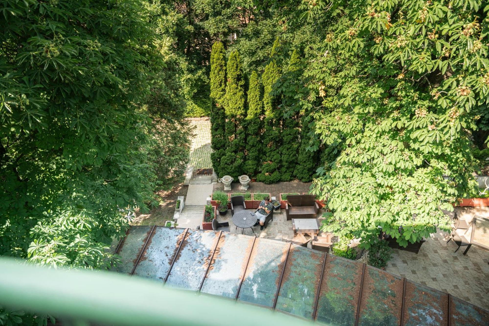 Hotel Bobbio Budapest Luaran gambar