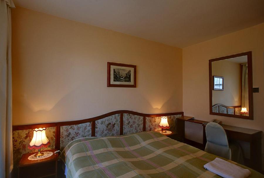 Hotel Bobbio Budapest Luaran gambar
