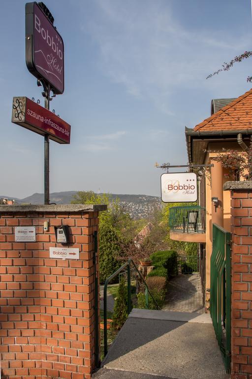 Hotel Bobbio Budapest Luaran gambar