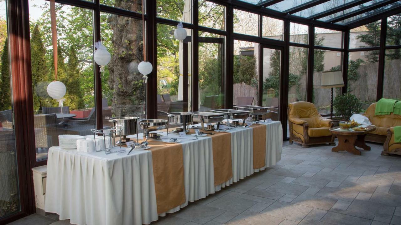 Hotel Bobbio Budapest Luaran gambar